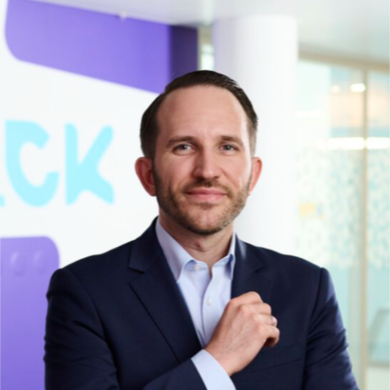 Portrait von Chris Neff, Managing Director Austria bei Merck GmbH